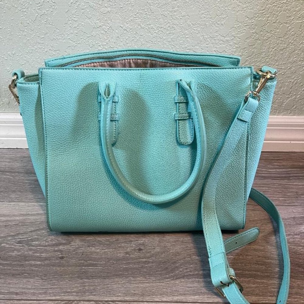 Charming Charlie Purse